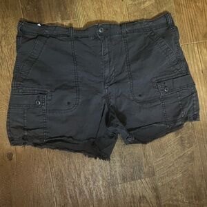 American Eagle 90’s Boyfriend Shorts
